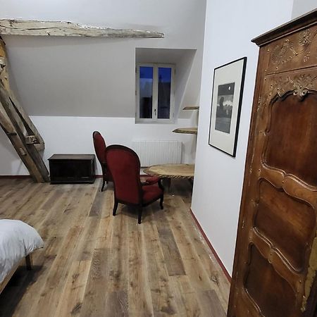 Bed and Breakfast Les Oiseaux De Passage Эсколив-Сент-Камиль Экстерьер фото