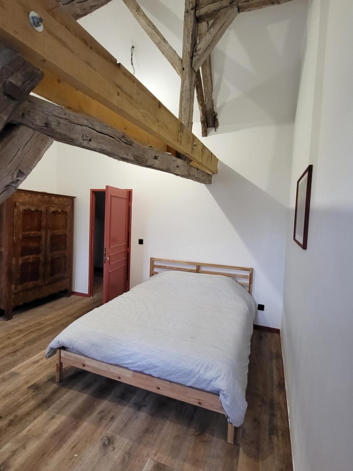 Bed and Breakfast Les Oiseaux De Passage Эсколив-Сент-Камиль Экстерьер фото