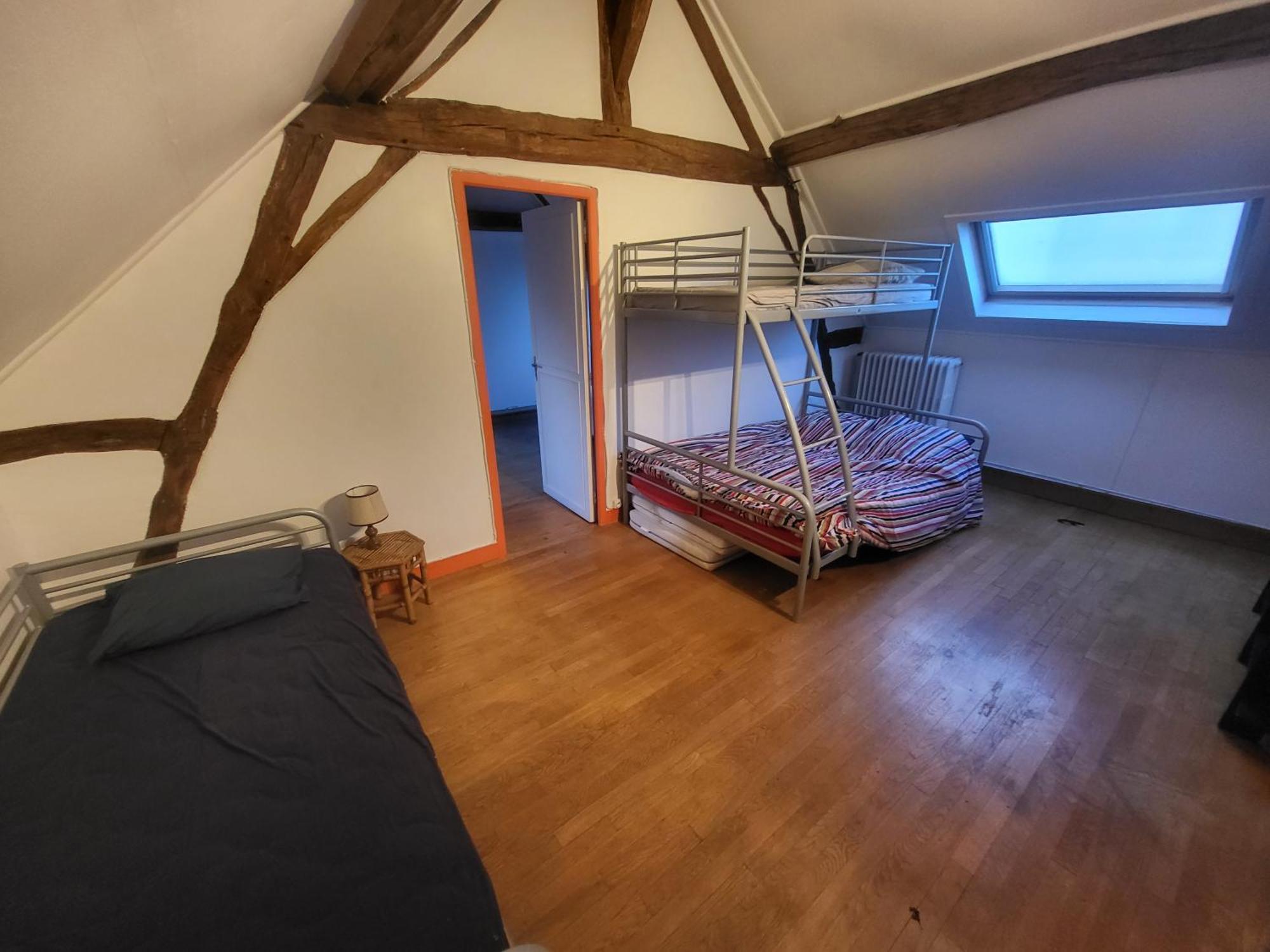 Bed and Breakfast Les Oiseaux De Passage Эсколив-Сент-Камиль Экстерьер фото